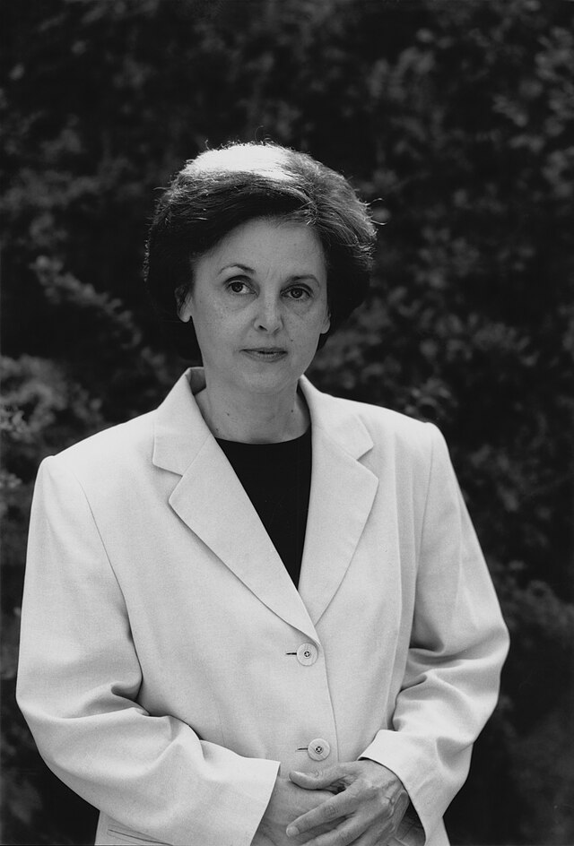 Martha Schuster