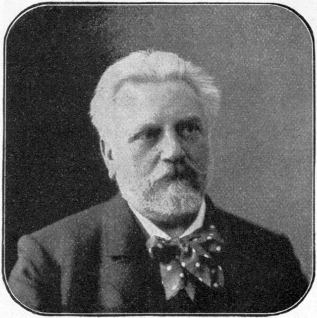 Hermann Riedel